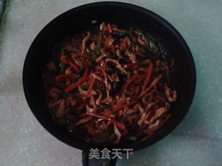 鱼香肉丝的做法步骤：11