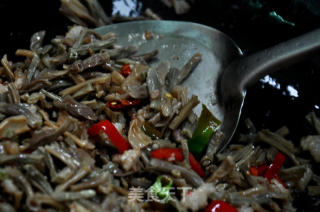 煸炒豇豆干肉末的做法步骤：4