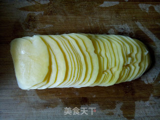炝拌土豆丝的做法步骤：1
