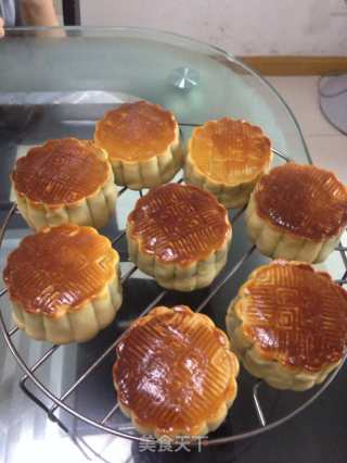 广式月饼的做法步骤：10
