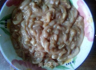 京酱肉丝的做法步骤：2