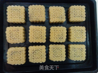广式月饼的做法步骤：6