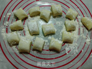 韭菜猪肉饺子的做法步骤：6