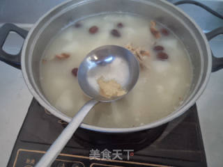白萝卜红枣鸭骨汤的做法步骤：7