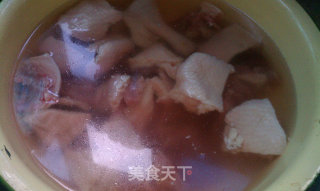 香菇烧仔鸭的做法步骤：1