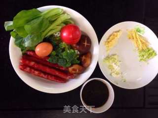 腊肠煲仔饭的做法步骤：3