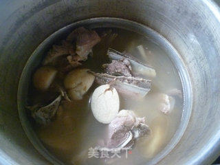 香芋肉骨汤的做法步骤：8