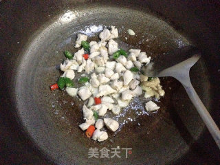 辣炒鸡丁莲藕的做法步骤：4