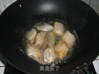 红烧带鱼的做法步骤：4