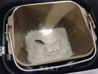 虾球玉米披萨的做法步骤：7