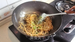 酸溜土豆丝的做法步骤：3