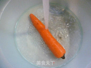 羊尾笋胡萝卜炒毛豆的做法步骤：3