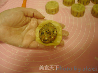 五仁月饼的做法步骤：13
