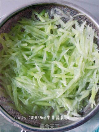 豆豉拌苦瓜的做法步骤：4