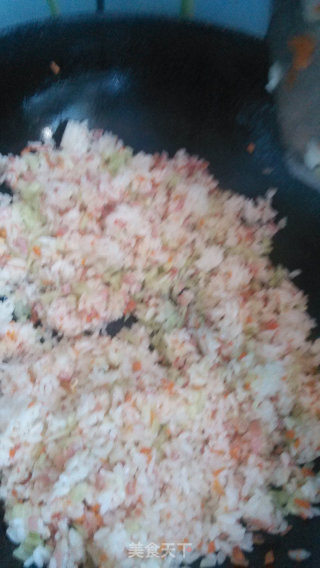 开学第3天，蛋炒饭的做法步骤：6