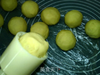 奶香黄金月饼的做法步骤：12