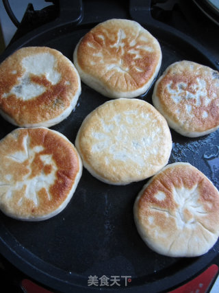 梅干菜肉饼的做法步骤：10