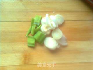芋头炒肉的做法步骤：3