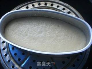 冰皮玫瑰红豆沙月饼的做法步骤：2