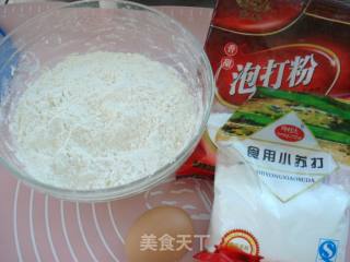 自制小油条的做法步骤：1