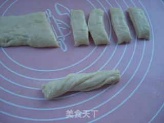 自制小油条的做法步骤：5