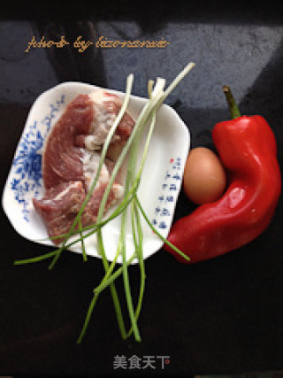 红椒肉饼的做法步骤：1
