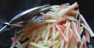 西瓜皮炒肉的做法步骤：5