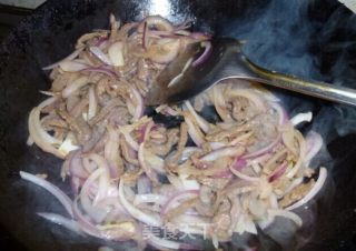 洋葱炒肉的做法步骤：4