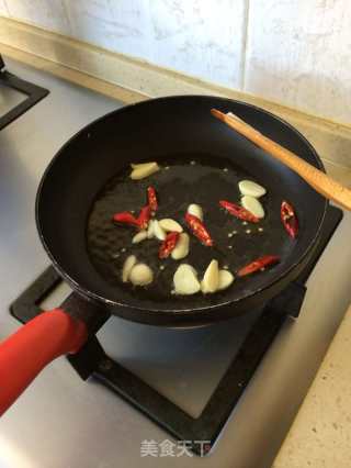 香菇油菜汇鹌鹑的做法步骤：4