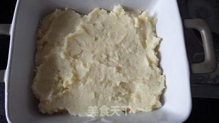 鸡蛋芝士焗土豆泥的做法步骤：1
