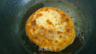 牛肉洋葱馅饼的做法步骤：10