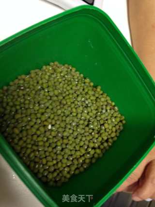 冰皮月饼50g（双馅：绿豆和红豆）的做法步骤：2
