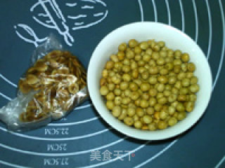 杏仁熟豆豆浆的做法步骤：1