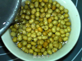 杏仁熟豆豆浆的做法步骤：2