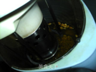 杏仁熟豆豆浆的做法步骤：7