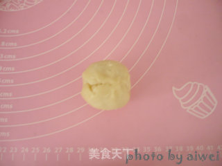 蛋黄酥的做法步骤：17