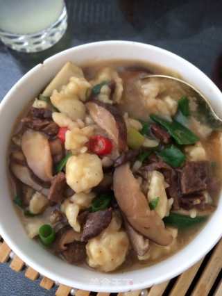 香菇牛肉疙瘩汤的做法步骤：7