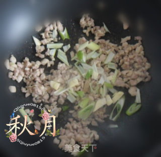 老北京炸酱面的做法步骤：6