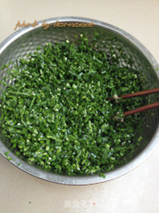 韭菜肉饺的做法步骤：4
