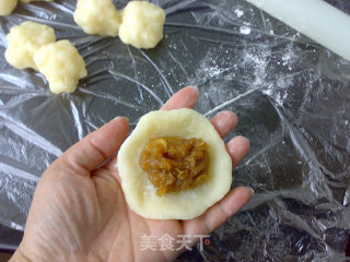 苹果葡萄冰皮月饼的做法步骤：8