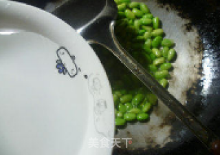 榨菜猪舌头炒毛豆的做法步骤：6
