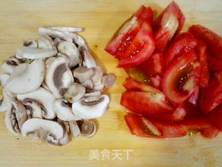什锦番茄鸡蛋汤的做法步骤：3
