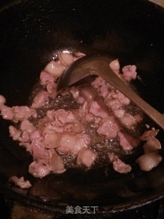 青椒炒肉的做法步骤：3