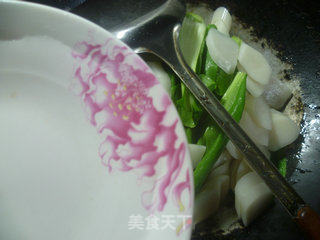 青菜排骨炒年糕的做法步骤：6