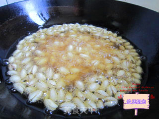 麻辣花生--可媲美黄飞鸿的麻辣花生的做法步骤：4