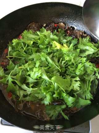 木耳牛肉面的做法步骤：6