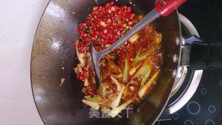 家常葱葱鲫鱼的做法步骤：10