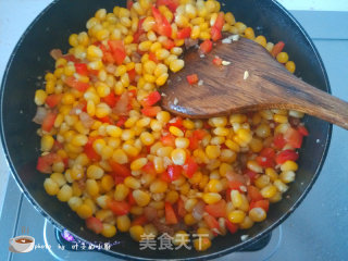 玉米粒炒肉丁的做法步骤：11