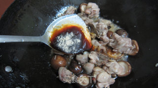 粉条炖冬菇鸡的做法步骤：7