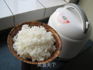 肉松饭团的做法步骤：3